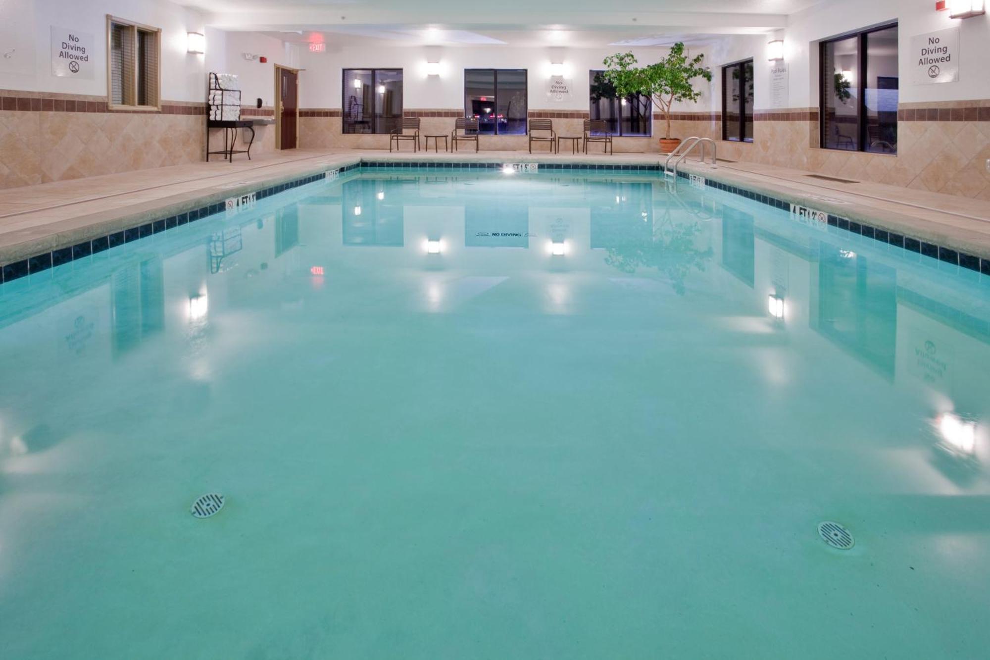 Holiday Inn Express Hotel & Suites Exmore-Eastern Shore By Ihg Exterior photo